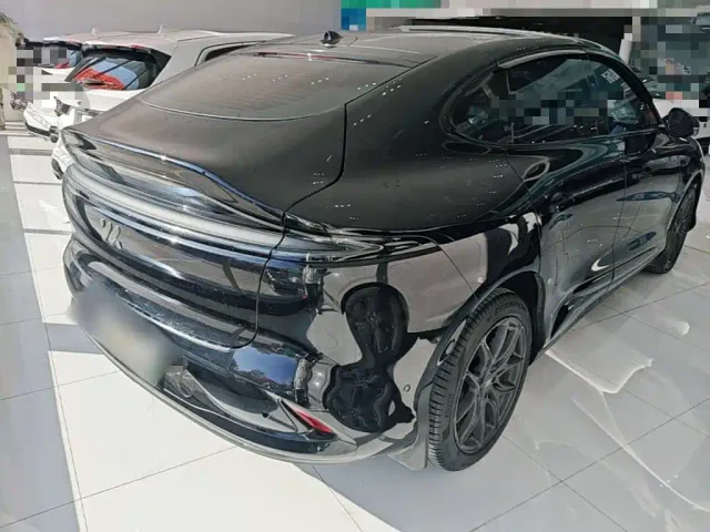 IM Motors LS6 — Фото автомобиля 6