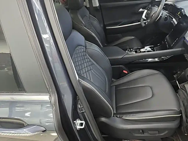 Hyundai Custo — Фото автомобиля 24