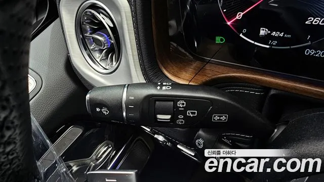 Mercedes-Benz G-Class — Фото автомобиля 24