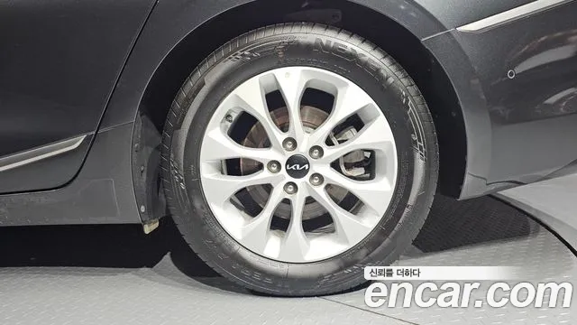 Kia K8 2.5 Бензин 2WD — Фото автомобиля 5