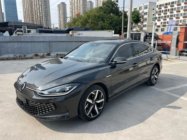 Фотография автомобиля — Volkswagen Lamando