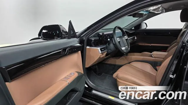 Hyundai Grandeur GN7 — Фото автомобиля 10
