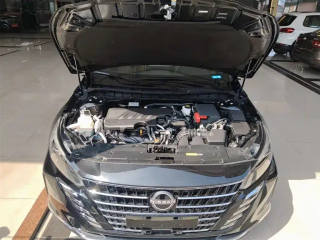 Nissan Teana — Фото автомобиля 19