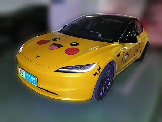 Фотография автомобиля — Tesla Model 3