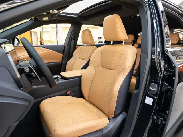Lexus RX — Фото автомобиля 11