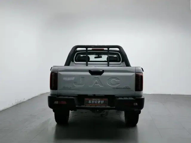 JAC Motors JAC Hunter — Фото автомобиля 4