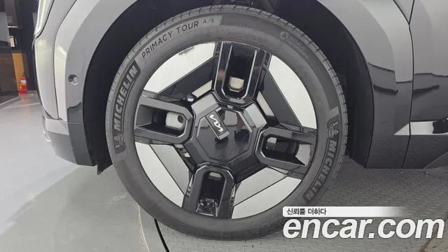 Kia EV9 — Фото автомобиля 5