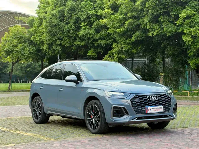 Audi Q5L Sportback — Фото автомобиля 3