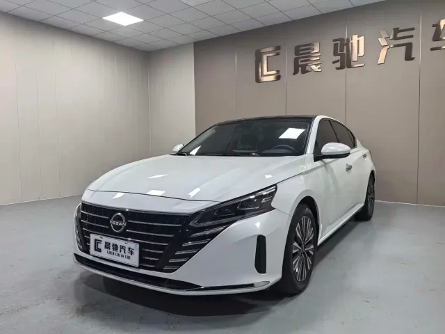 Фотография автомобиля — Nissan Teana