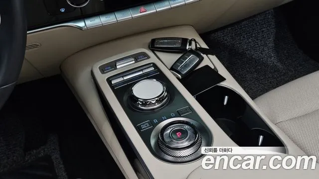 Genesis GV70 2.5T Бензин 2WD — Фото автомобиля 7