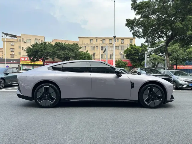 Xpeng P7 — Фото автомобиля 19