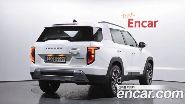 KG_Mobility_Ssangyong Torres Torres Бензин 1.5 2WD — Фото автомобиля 2