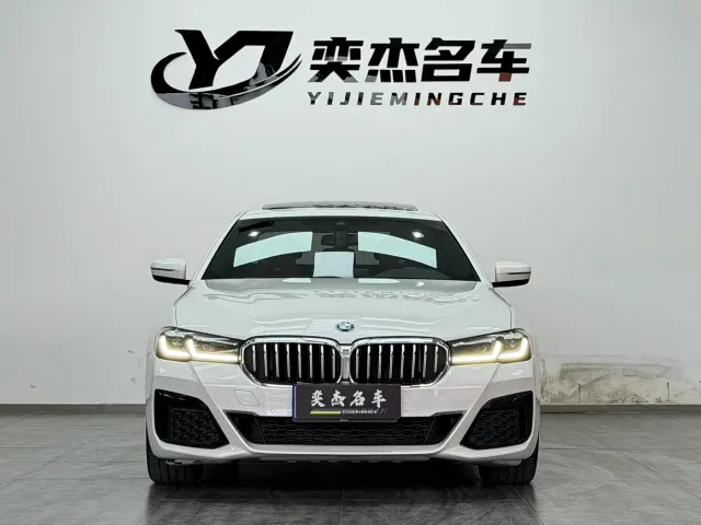 BMW 5 Series — Фото автомобиля 2