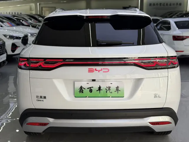 BYD Song L DM-i — Фото автомобиля 9