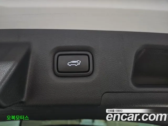 Hyundai Santafe Новый Santa Fe Дизель 2.2 2WD — Фото автомобиля 12