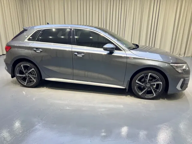 Audi A3 — Фото автомобиля 4