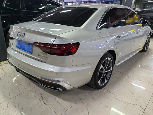 Audi A4L — Фото автомобиля 6