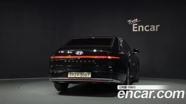 Hyundai Grandeur GN7 — Фото автомобиля 4