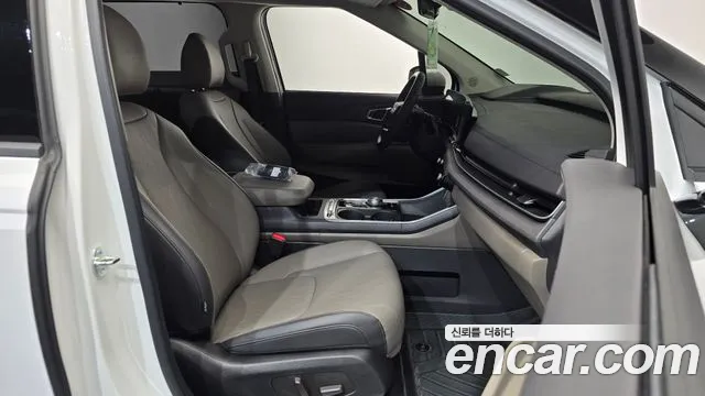 Kia Carnival 4th Gen — Фото автомобиля 16