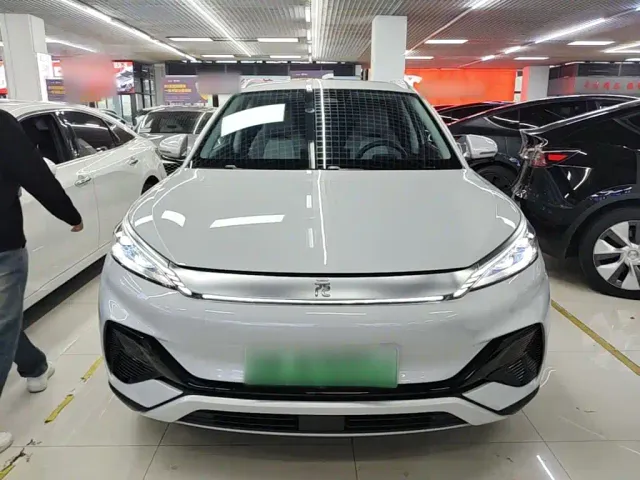 BYD Yuan PLUS — Фото автомобиля 2