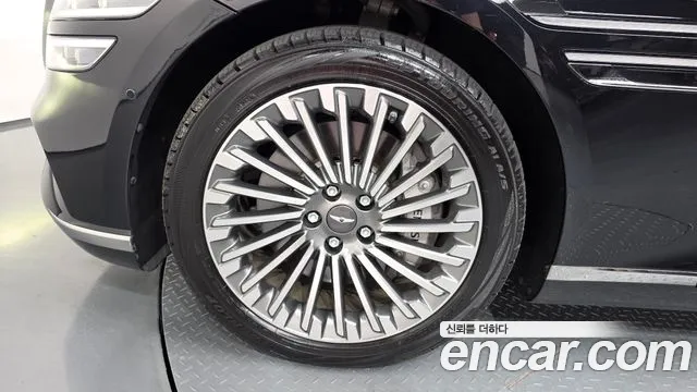 Genesis G80 RG3 — Фото автомобиля 5