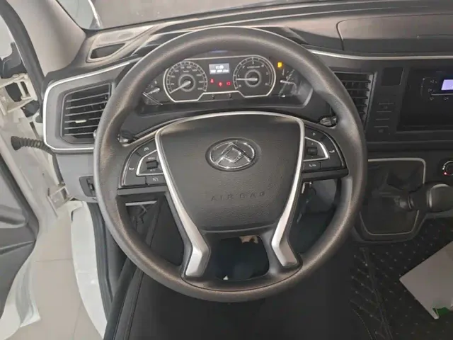Maxus Xintu V80 — Фото автомобиля 10