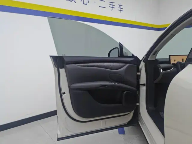 IM Motors LS6 — Фото автомобиля 7