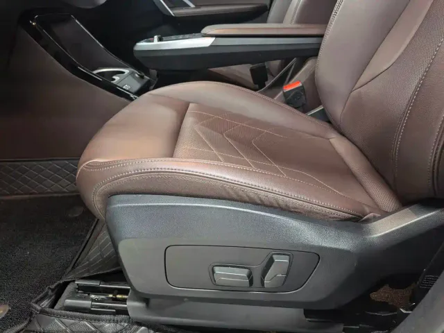 BMW X1 — Фото автомобиля 9
