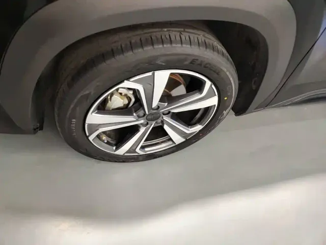 Geely Boyue L — Фото автомобиля 22