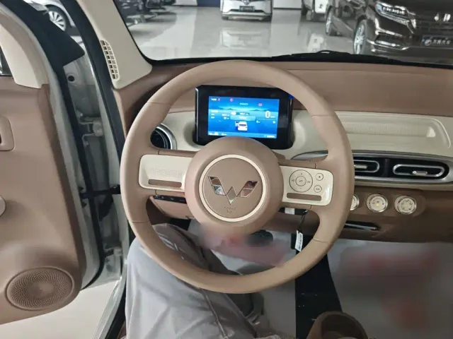 Wuling Hongguang Mini EV — Фото автомобиля 3