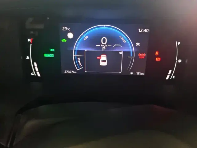 Toyota Camry — Фото автомобиля 14