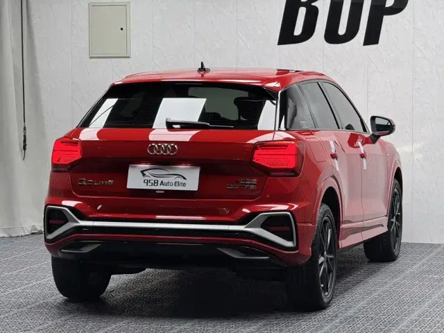 Audi Q2L — Фото автомобиля 13