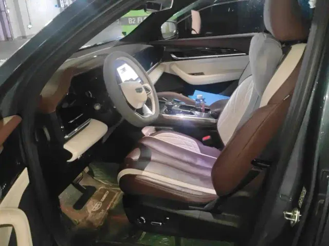 Geely Xingyue L — Фото автомобиля 9