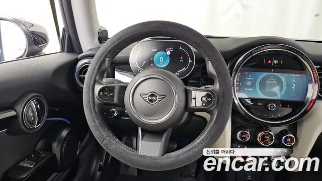 MINI Cooper — Фото автомобиля 13