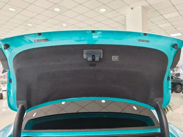 Xiaomi SU7 — Фото автомобиля 14