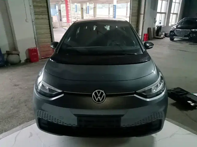 Volkswagen ID.3 — Фото автомобиля 2