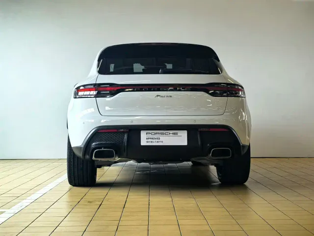 Porsche Macan — Фото автомобиля 6