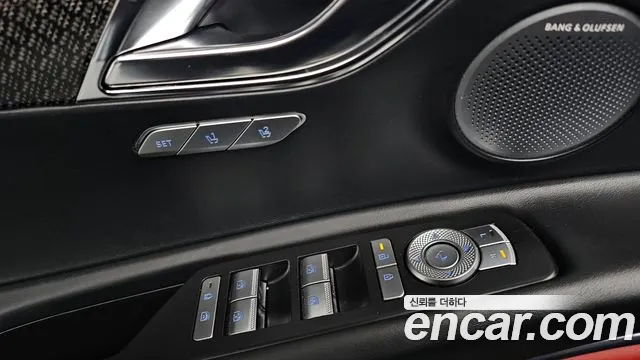 Genesis GV80 — Фото автомобиля 21
