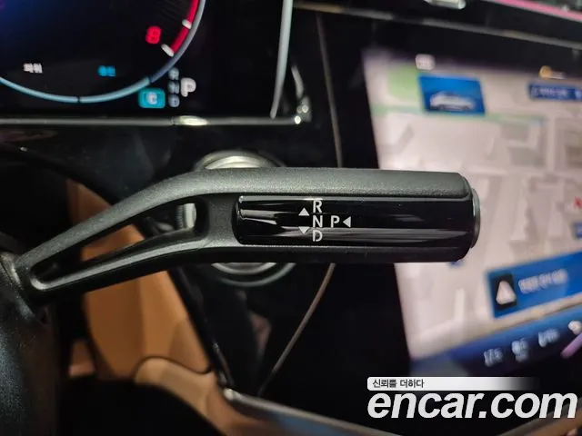 Mercedes-Benz E-Class — Фото автомобиля 9