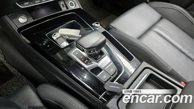 Audi Q5 45 TFSI quattro Sportback Premium — Фото автомобиля 9