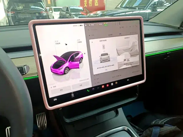 Tesla Model Y — Фото автомобиля 12