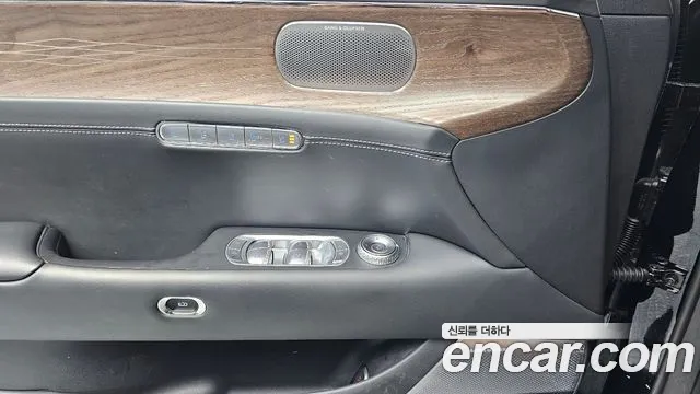 Genesis G90 RS4 — Фото автомобиля 30