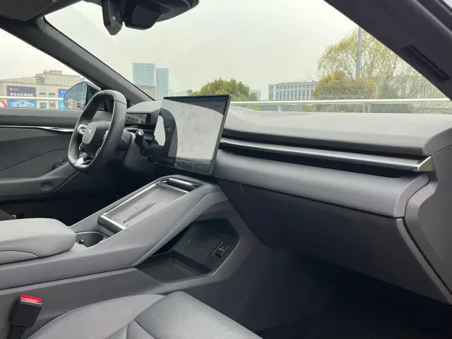 Xpeng P7 — Фото автомобиля 7