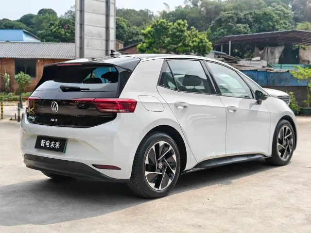 Volkswagen ID.3 — Фото автомобиля 7