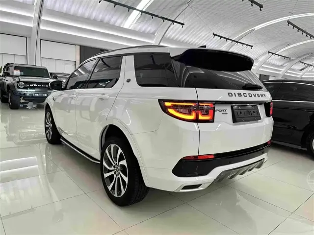 Land Rover Discovery Sport — Фото автомобиля 6
