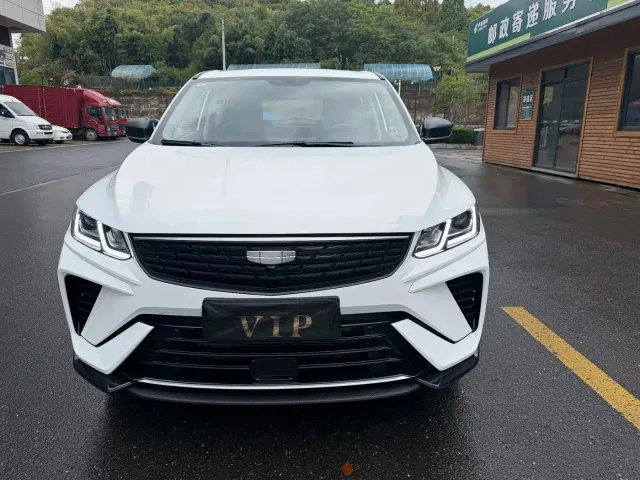 Geely Binyue — Фото автомобиля 4