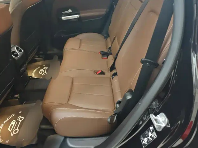 Mercedes-Benz GLB-Class — Фото автомобиля 11