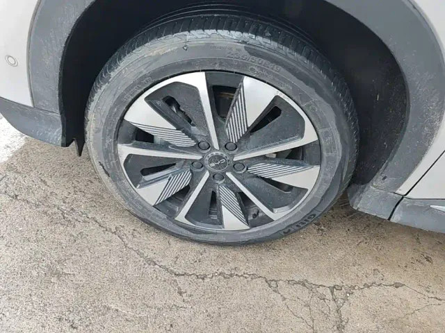 BYD Song PLUS — Фото автомобиля 22