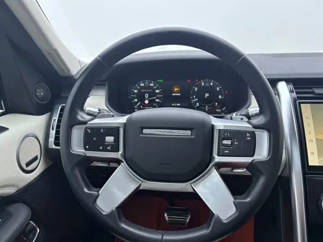Land Rover Discovery — Фото автомобиля 8