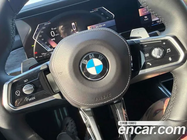 BMW 7-Series 7 серия (G70) 740i xDrive M Sport — Фото автомобиля 16